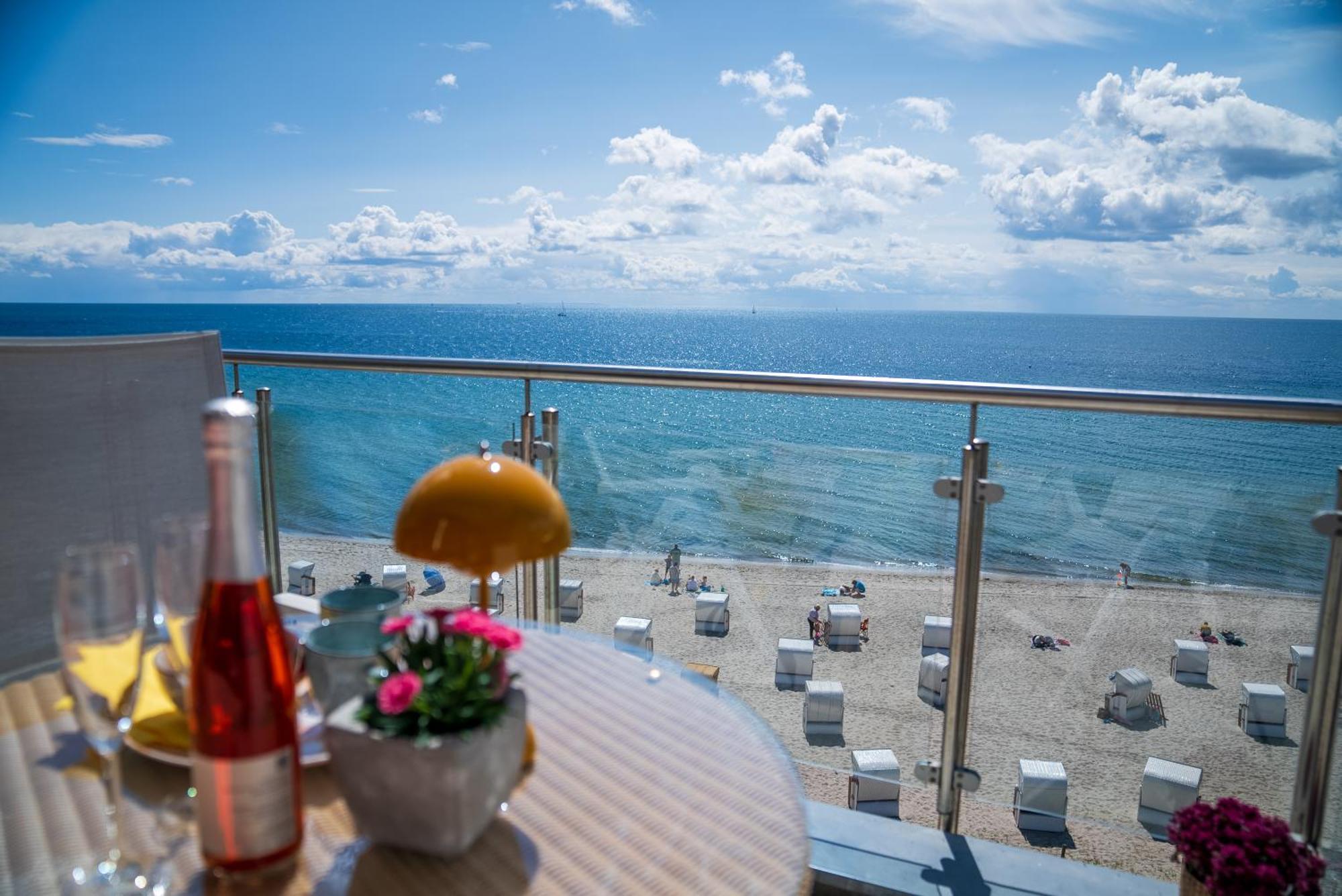 Turm-Appartement Strandburg Fehmarn Buitenkant foto
