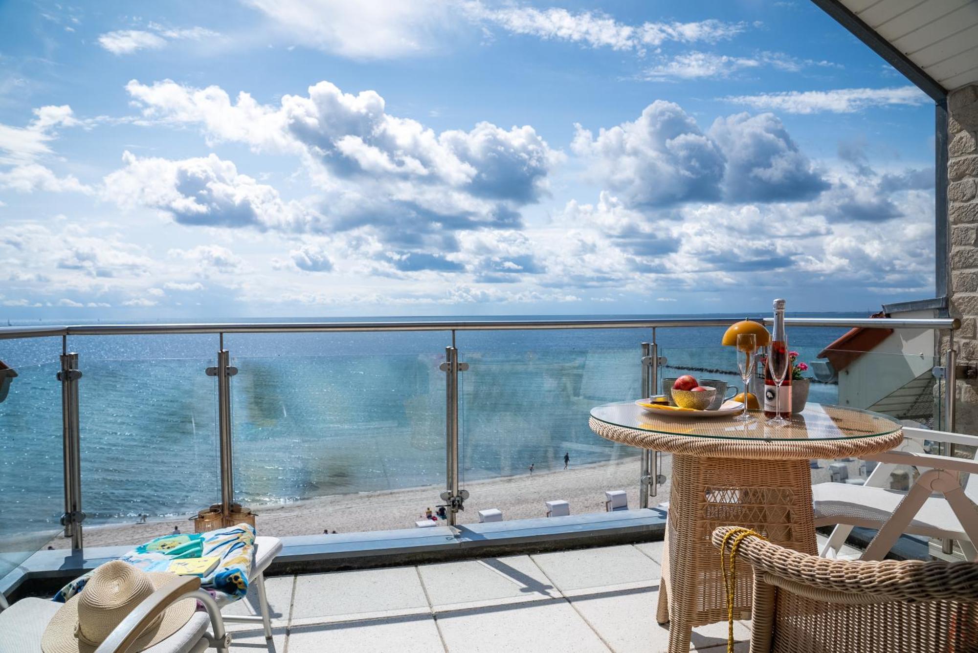 Turm-Appartement Strandburg Fehmarn Buitenkant foto